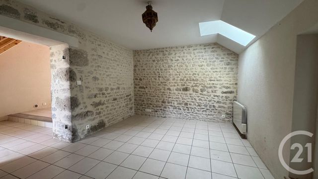 maison à vendre - 6 pièces - 107.0 m2 - ESCRENNES - 45 - CENTRE - Century 21 Mail Sud