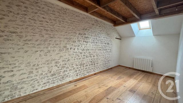 maison à vendre - 6 pièces - 107.0 m2 - ESCRENNES - 45 - CENTRE - Century 21 Mail Sud