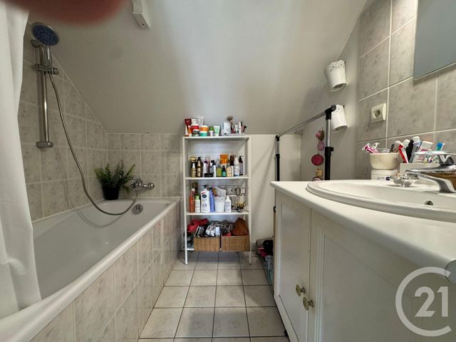 Appartement F3 à vendre - 4 pièces - 58.0 m2 - PITHIVIERS - 45 - CENTRE - Century 21 Mail Sud