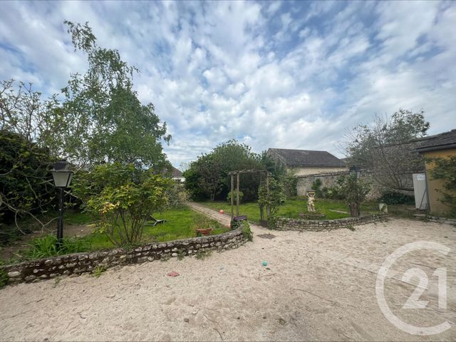 maison à vendre - 7 pièces - 172.5 m2 - SERMAISES - 45 - CENTRE - Century 21 Mail Sud