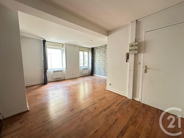 Appartement F2 à vendre - 2 pièces - 51.71 m2 - PITHIVIERS - 45 - CENTRE - Century 21 Mail Sud