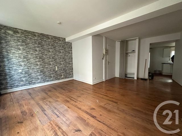 Appartement F2 à vendre - 2 pièces - 51.71 m2 - PITHIVIERS - 45 - CENTRE - Century 21 Mail Sud