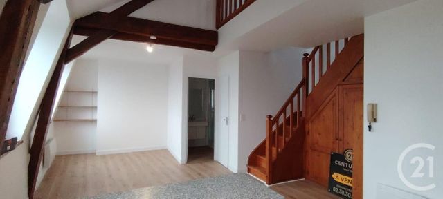 Appartement Duplex à vendre - 2 pièces - 40.0 m2 - PITHIVIERS - 45 - CENTRE - Century 21 Mail Sud