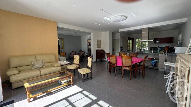 maison à vendre - 6 pièces - 183.72 m2 - YEVRE LA VILLE - 45 - CENTRE - Century 21 Mail Sud