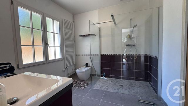 maison à vendre - 6 pièces - 183.72 m2 - YEVRE LA VILLE - 45 - CENTRE - Century 21 Mail Sud