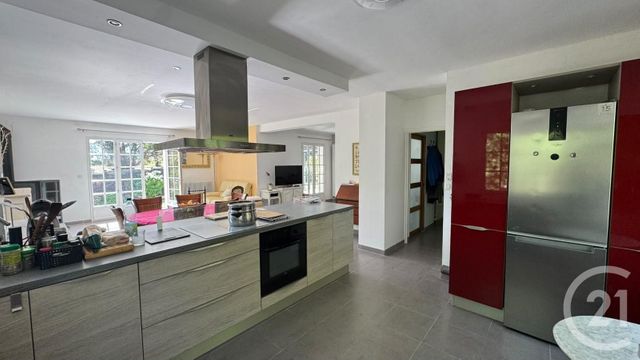 maison à vendre - 6 pièces - 183.72 m2 - YEVRE LA VILLE - 45 - CENTRE - Century 21 Mail Sud